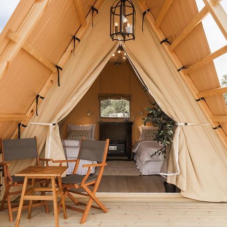 Mia Glamping Hotel Orissaare Exterior photo